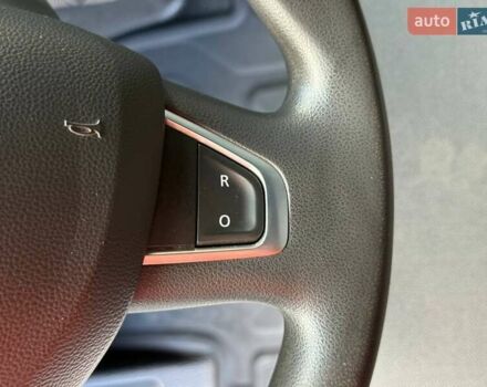 Рено Мастер 2020 в Ровно на Automoto.ua Черный Рено Мастер, объемом двигателя 2.3 л и пробегом 282 тыс. км за 19000 $, фото 15 на Automoto.ua