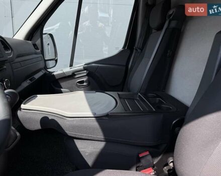 Черный Рено Мастер, объемом двигателя 2.3 л и пробегом 170 тыс. км за 24950 $, фото 41 на Automoto.ua