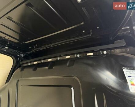 Черный Рено Мастер, объемом двигателя 2.3 л и пробегом 170 тыс. км за 24950 $, фото 62 на Automoto.ua