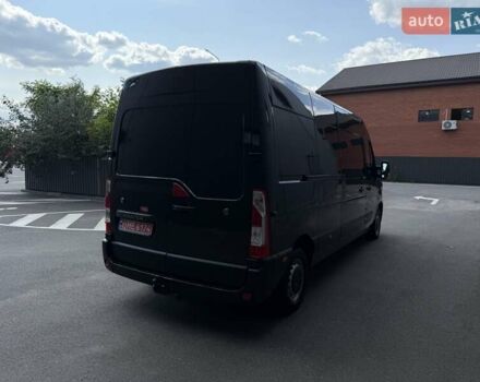 Черный Рено Мастер, объемом двигателя 2.3 л и пробегом 170 тыс. км за 24950 $, фото 4 на Automoto.ua