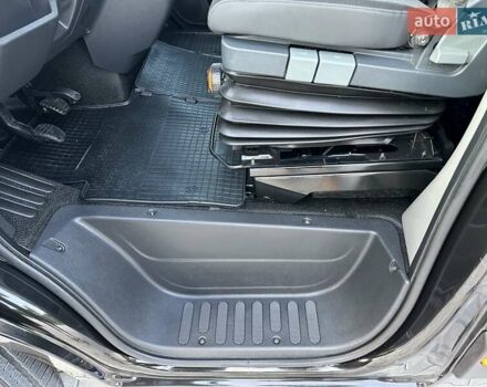 Черный Рено Мастер, объемом двигателя 2.3 л и пробегом 185 тыс. км за 22100 $, фото 63 на Automoto.ua