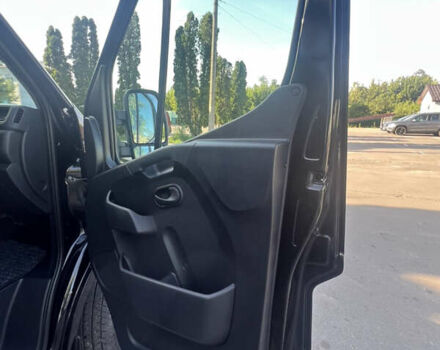 Черный Рено Мастер, объемом двигателя 2.3 л и пробегом 223 тыс. км за 22000 $, фото 58 на Automoto.ua