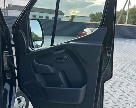 Черный Рено Мастер, объемом двигателя 2.3 л и пробегом 185 тыс. км за 22100 $, фото 62 на Automoto.ua