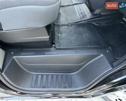 Черный Рено Мастер, объемом двигателя 2.3 л и пробегом 185 тыс. км за 22100 $, фото 59 на Automoto.ua