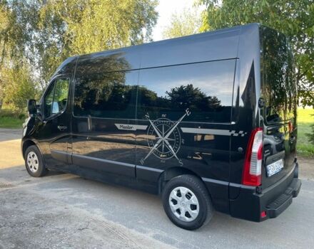 Черный Рено Мастер, объемом двигателя 2.3 л и пробегом 250 тыс. км за 9800 $, фото 1 на Automoto.ua