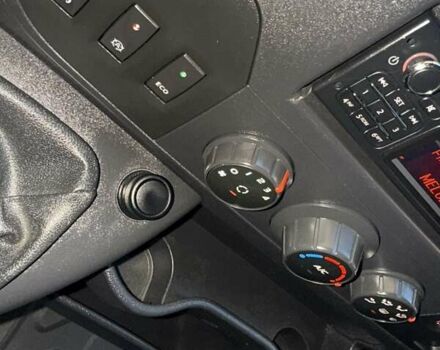 Черный Рено Мастер, объемом двигателя 2.3 л и пробегом 317 тыс. км за 25200 $, фото 87 на Automoto.ua