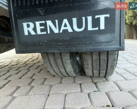 Чорний Рено Мастєр, об'ємом двигуна 2 л та пробігом 317 тис. км за 25200 $, фото 48 на Automoto.ua