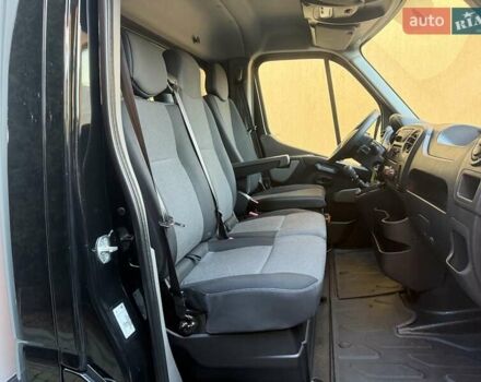 Чорний Рено Мастєр, об'ємом двигуна 2 л та пробігом 317 тис. км за 25200 $, фото 94 на Automoto.ua