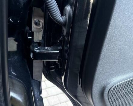 Черный Рено Мастер, объемом двигателя 2.3 л и пробегом 317 тыс. км за 25200 $, фото 93 на Automoto.ua