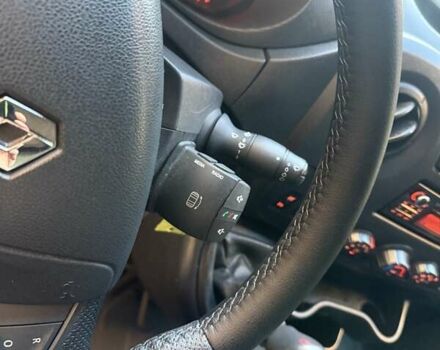 Чорний Рено Мастєр, об'ємом двигуна 2 л та пробігом 317 тис. км за 25200 $, фото 81 на Automoto.ua