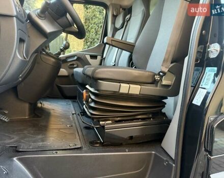 Черный Рено Мастер, объемом двигателя 2.3 л и пробегом 317 тыс. км за 25200 $, фото 76 на Automoto.ua