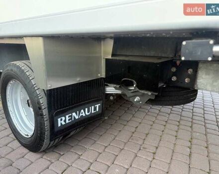 Черный Рено Мастер, объемом двигателя 2.3 л и пробегом 317 тыс. км за 25200 $, фото 54 на Automoto.ua