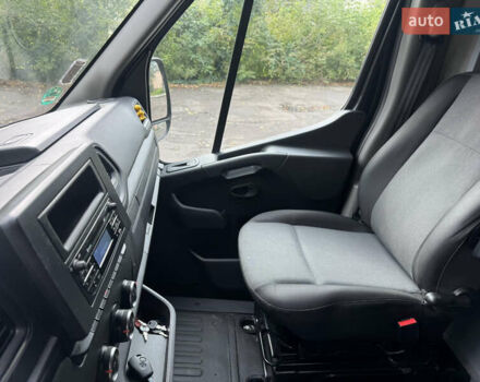 Чорний Рено Мастєр, об'ємом двигуна 2.3 л та пробігом 305 тис. км за 16999 $, фото 15 на Automoto.ua