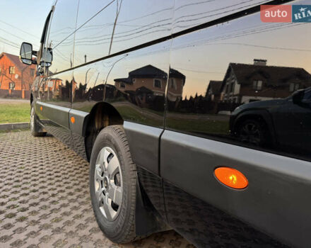 Черный Рено Мастер, объемом двигателя 2.3 л и пробегом 495 тыс. км за 16500 $, фото 2 на Automoto.ua