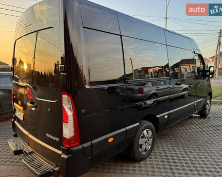 Черный Рено Мастер, объемом двигателя 2.3 л и пробегом 495 тыс. км за 16500 $, фото 4 на Automoto.ua