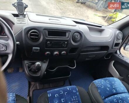 Черный Рено Мастер, объемом двигателя 2.3 л и пробегом 384 тыс. км за 16200 $, фото 18 на Automoto.ua