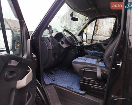 Черный Рено Мастер, объемом двигателя 2.3 л и пробегом 384 тыс. км за 16200 $, фото 19 на Automoto.ua
