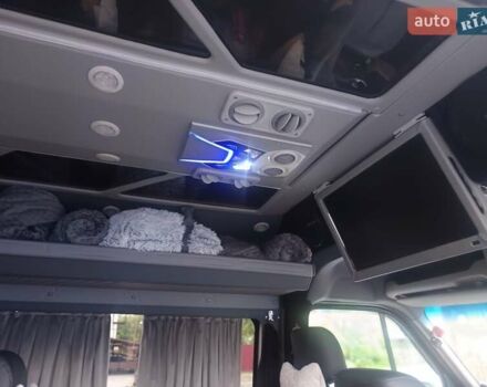 Черный Рено Мастер, объемом двигателя 2.3 л и пробегом 580 тыс. км за 23100 $, фото 4 на Automoto.ua