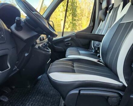 Черный Рено Мастер, объемом двигателя 2.3 л и пробегом 143 тыс. км за 23500 $, фото 24 на Automoto.ua