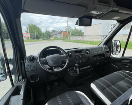 Черный Рено Мастер, объемом двигателя 2.3 л и пробегом 342 тыс. км за 23000 $, фото 36 на Automoto.ua