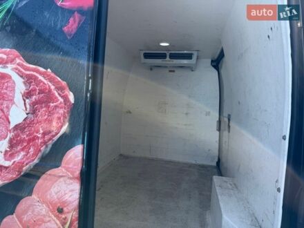 Черный Рено Мастер, объемом двигателя 2.3 л и пробегом 280 тыс. км за 22000 $, фото 1 на Automoto.ua