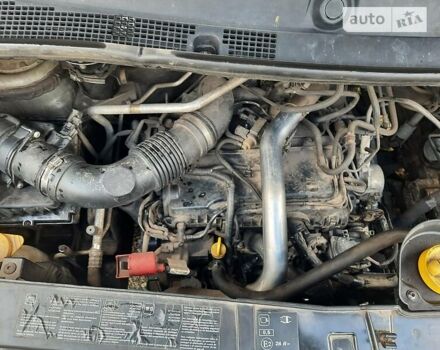 Коричневый Рено Мастер, объемом двигателя 2.3 л и пробегом 275 тыс. км за 12800 $, фото 2 на Automoto.ua