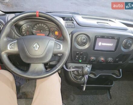Рено Мастер 2018 в Тернополе на Automoto.ua Красный Рено Мастер, объемом двигателя 2.3 л и пробегом 250 тыс. км за 15900 $, фото 11 на Automoto.ua