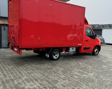 Красный Рено Мастер, объемом двигателя 2.3 л и пробегом 228 тыс. км за 18500 $, фото 3 на Automoto.ua