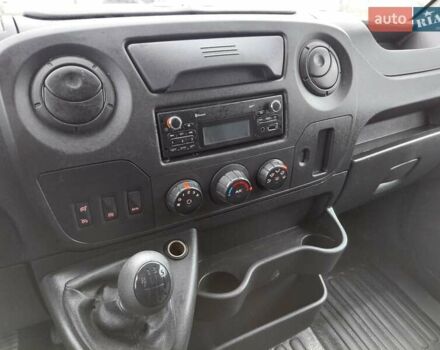 Красный Рено Мастер, объемом двигателя 2.3 л и пробегом 320 тыс. км за 18000 $, фото 39 на Automoto.ua