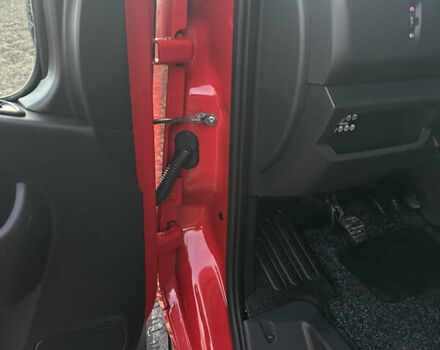 Красный Рено Мастер, объемом двигателя 2.3 л и пробегом 216 тыс. км за 31500 $, фото 20 на Automoto.ua