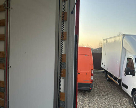 Красный Рено Мастер, объемом двигателя 2.3 л и пробегом 216 тыс. км за 31500 $, фото 36 на Automoto.ua