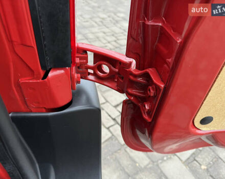 Красный Рено Мастер, объемом двигателя 0 л и пробегом 249 тыс. км за 21900 $, фото 36 на Automoto.ua