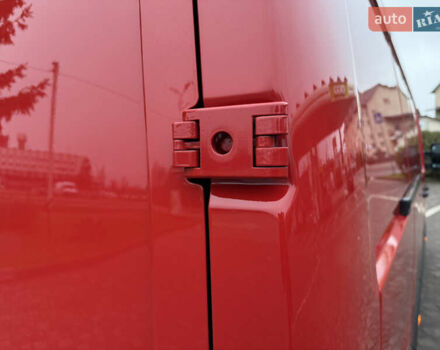 Красный Рено Мастер, объемом двигателя 0 л и пробегом 249 тыс. км за 21900 $, фото 17 на Automoto.ua
