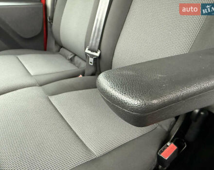 Красный Рено Мастер, объемом двигателя 0 л и пробегом 249 тыс. км за 21900 $, фото 49 на Automoto.ua