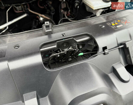 Красный Рено Мастер, объемом двигателя 0 л и пробегом 249 тыс. км за 21900 $, фото 91 на Automoto.ua