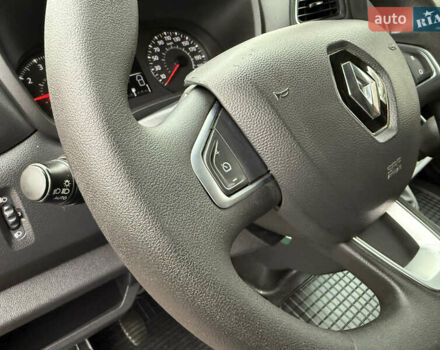 Красный Рено Мастер, объемом двигателя 0 л и пробегом 249 тыс. км за 21900 $, фото 54 на Automoto.ua