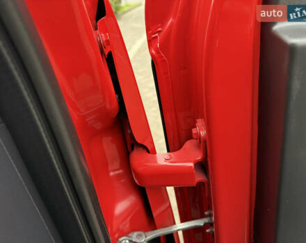 Красный Рено Мастер, объемом двигателя 0 л и пробегом 249 тыс. км за 21900 $, фото 63 на Automoto.ua