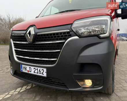Красный Рено Мастер, объемом двигателя 0 л и пробегом 249 тыс. км за 21900 $, фото 3 на Automoto.ua