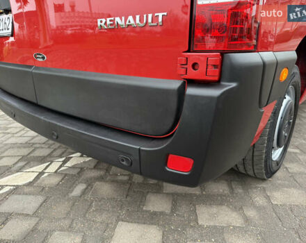 Красный Рено Мастер, объемом двигателя 0 л и пробегом 249 тыс. км за 21900 $, фото 16 на Automoto.ua