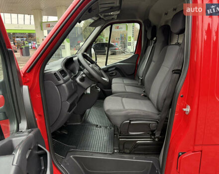 Красный Рено Мастер, объемом двигателя 0 л и пробегом 249 тыс. км за 21900 $, фото 60 на Automoto.ua