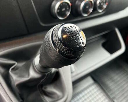 Червоний Рено Мастєр, об'ємом двигуна 2.3 л та пробігом 60 тис. км за 23700 $, фото 18 на Automoto.ua