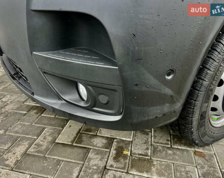 Червоний Рено Мастєр, об'ємом двигуна 2.3 л та пробігом 60 тис. км за 23700 $, фото 10 на Automoto.ua