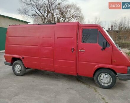 Красный Рено Мастер, объемом двигателя 2.5 л и пробегом 320 тыс. км за 2800 $, фото 6 на Automoto.ua