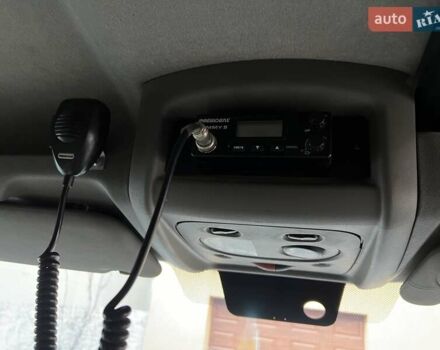 Рено Мастер 2015 в Иршава на Automoto.ua Красный Рено Мастер, объемом двигателя 2.3 л и пробегом 560 тыс. км за 12000 $, фото 6 на Automoto.ua