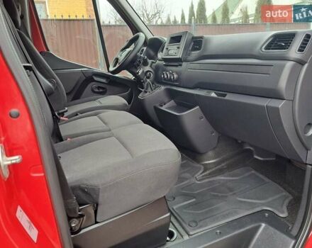 Красный Рено Мастер, объемом двигателя 2.3 л и пробегом 300 тыс. км за 16950 $, фото 12 на Automoto.ua