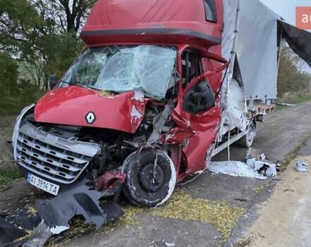 Красный Рено Мастер, объемом двигателя 2.3 л и пробегом 200 тыс. км за 6500 $, фото 3 на Automoto.ua