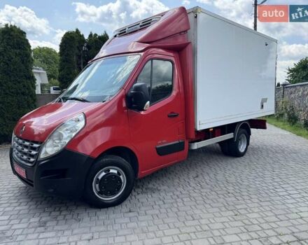 Красный Рено Мастер, объемом двигателя 2.3 л и пробегом 297 тыс. км за 17400 $, фото 1 на Automoto.ua