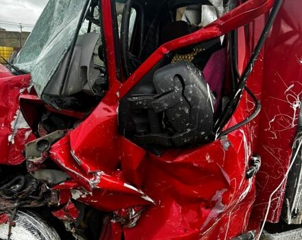 Красный Рено Мастер, объемом двигателя 2.3 л и пробегом 200 тыс. км за 7000 $, фото 6 на Automoto.ua