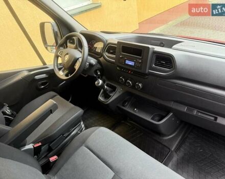 Красный Рено Мастер, объемом двигателя 2.3 л и пробегом 354 тыс. км за 20400 $, фото 14 на Automoto.ua