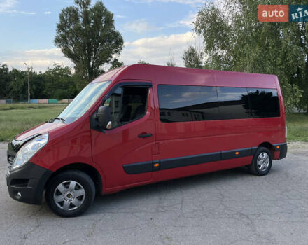 Красный Рено Мастер, объемом двигателя 2.3 л и пробегом 355 тыс. км за 18500 $, фото 4 на Automoto.ua